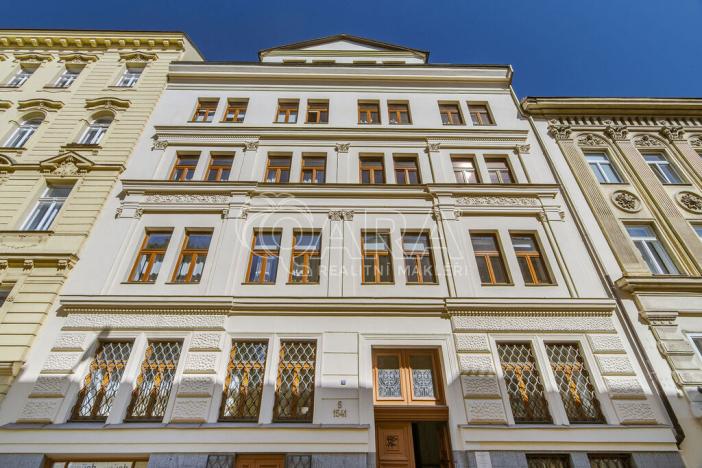 Pronájem bytu 3+kk, Praha, Kateřinská, 120 m2