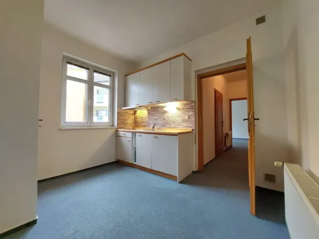 Pronájem bytu 1+1, Hradec Králové - Kukleny, Pardubická, 40 m2