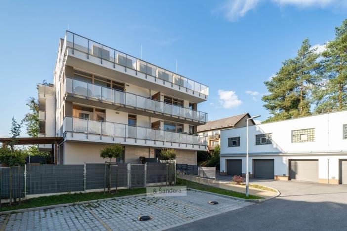 Pronájem bytu 2+kk, Hluboká nad Vltavou, U Parku, 69 m2