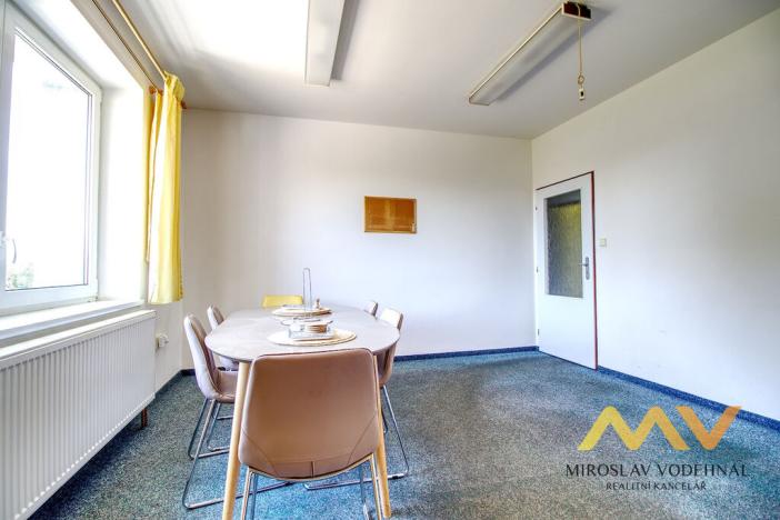 Pronájem skladu, Hradec Králové - Kukleny, Kudrnova, 300 m2