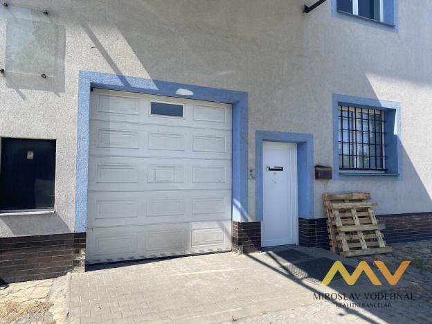 Pronájem skladu, Hradec Králové - Kukleny, Kudrnova, 300 m2