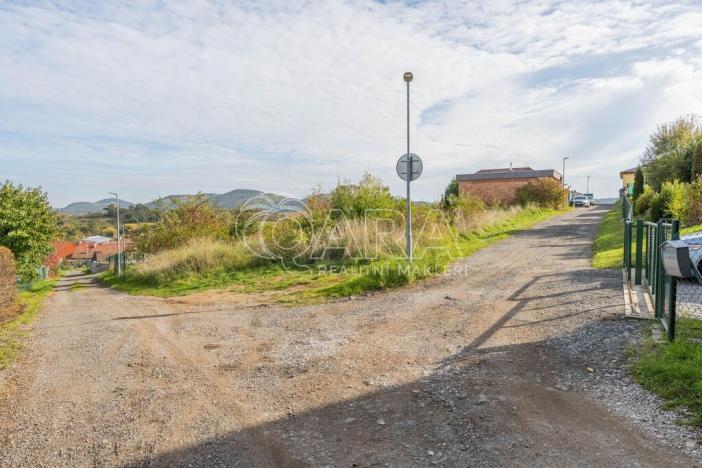 Prodej pozemku pro bydlení, Bavoryně - Pod Průhony, 741 m2