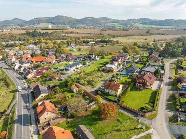 Prodej pozemku pro bydlení, Bavoryně - Pod Průhony, 741 m2