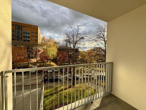 Pronájem bytu 1+kk, Zlín, Nad Stráněmi, 28 m2