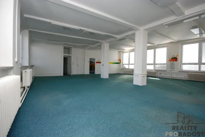 Pronájem obchodního prostoru, Brno, Lidická, 150 m2