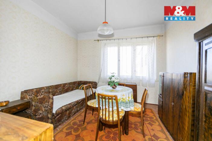 Prodej rodinného domu, Běštín, 285 m2