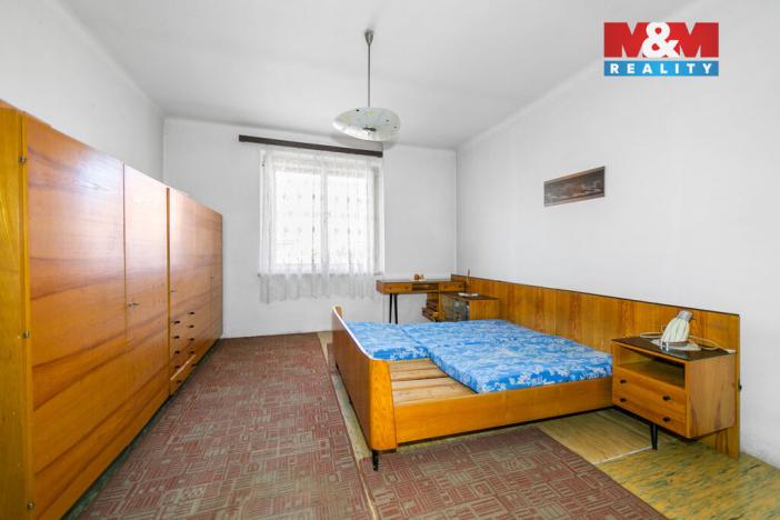 Prodej rodinného domu, Běštín, 285 m2