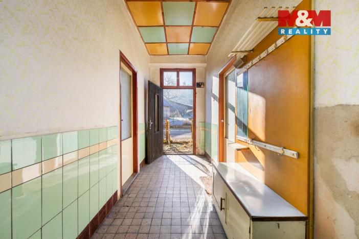 Prodej rodinného domu, Běštín, 285 m2