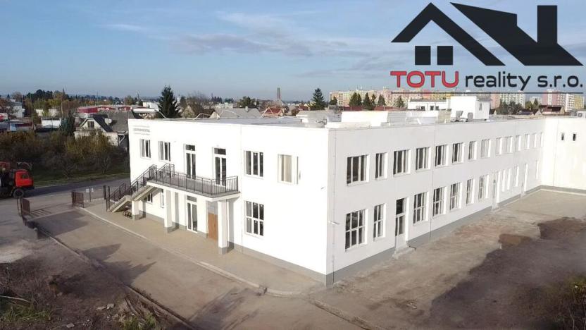 Pronájem obchodního prostoru, Jaroměř, Jezbinská, 391 m2