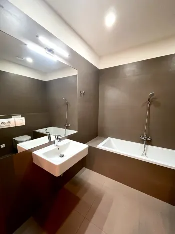Pronájem bytu 2+kk, Praha - Karlín, Sokolovská, 75 m2