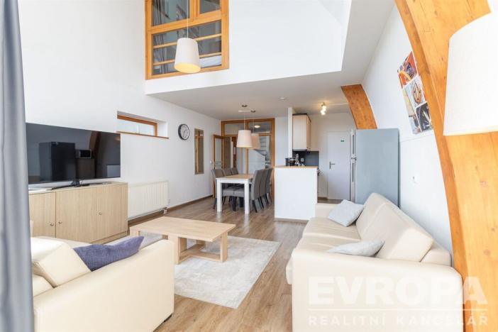 Prodej atypického bytu, Lipno nad Vltavou - Slupečná, 95 m2