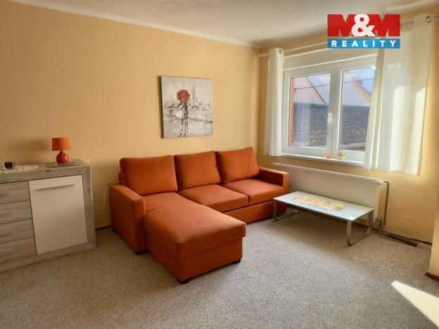 Pronájem bytu 3+1, Libušín, Kladenská, 65 m2