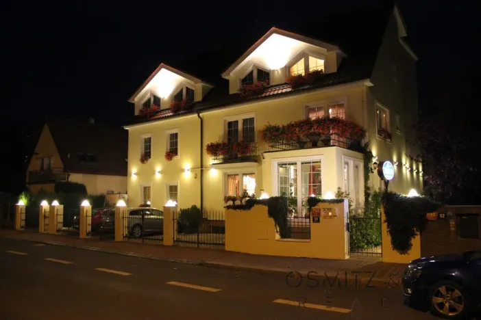 Prodej ubytování, Praha - Libeň, Davídkova, 890 m2