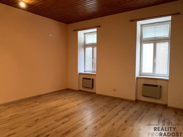 Pronájem bytu 1+1, Znojmo, Havlíčkova, 55 m2