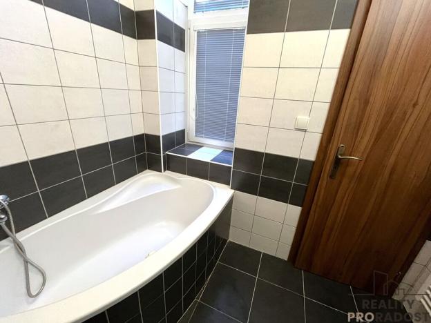 Pronájem bytu 1+1, Znojmo, Havlíčkova, 55 m2