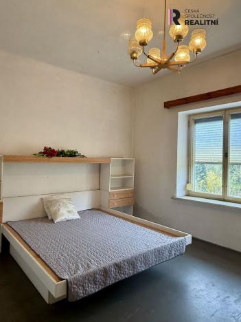 Prodej rodinného domu, Petrohrad, 143 m2