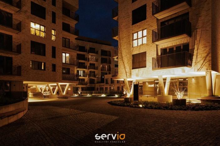 Pronájem bytu 2+kk, Brno, Bratislavská, 41 m2