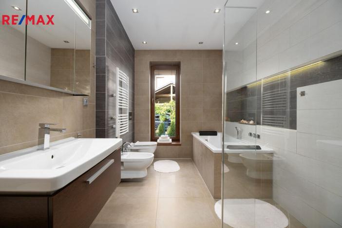 Prodej rodinného domu, Velká Polom, U Jízdárny, 160 m2