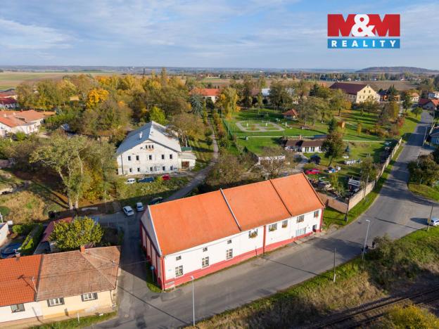 Prodej rodinného domu, Oskořínek, Družstevní, 850 m2