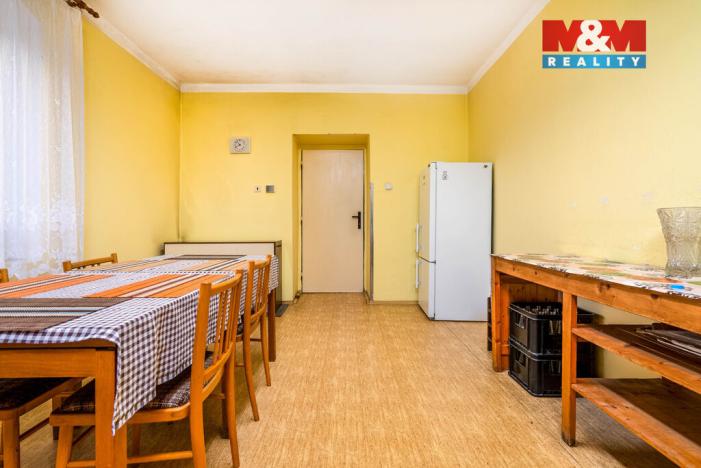 Prodej kanceláře, Oskořínek, Družstevní, 850 m2