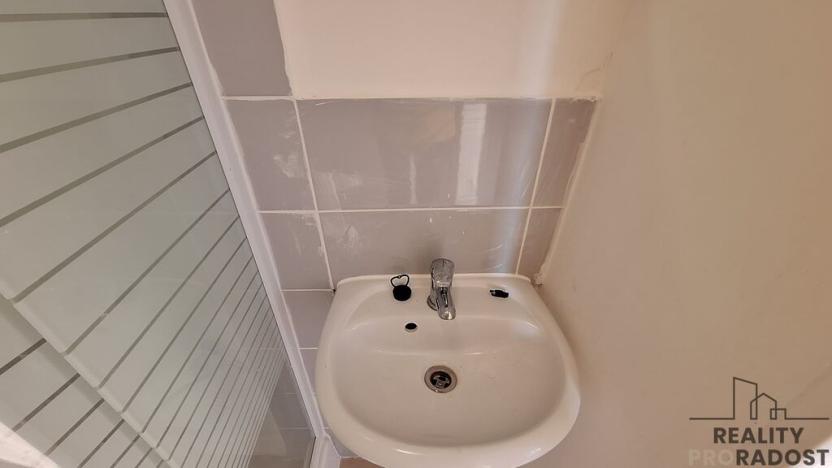 Pronájem bytu 1+1, Ústí nad Labem, Žukovova, 40 m2