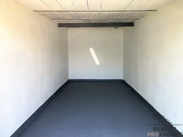 Pronájem garáže, Hodonín, 18 m2
