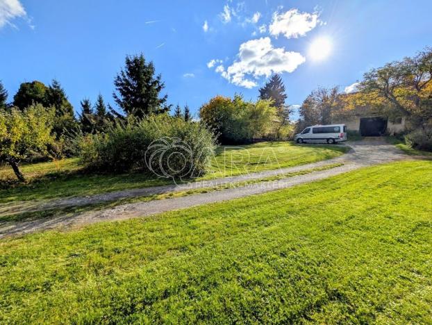 Prodej pozemku pro bydlení, Mokrouše, 1260 m2