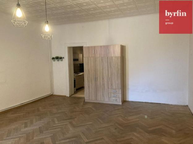 Pronájem bytu 1+1, Opava, Boženy Němcové, 43 m2