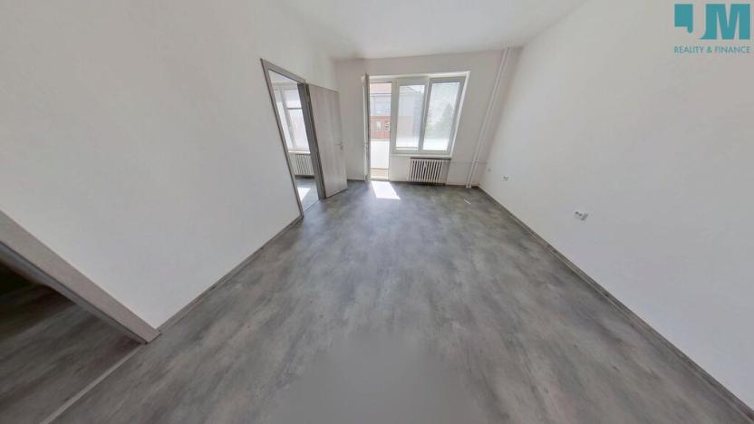 Pronájem bytu 2+1, Třebíč, Václavské nám., 55 m2