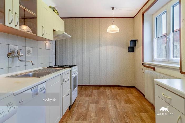 Prodej bytu 2+1, Janovice nad Úhlavou, Sídliště, 79 m2