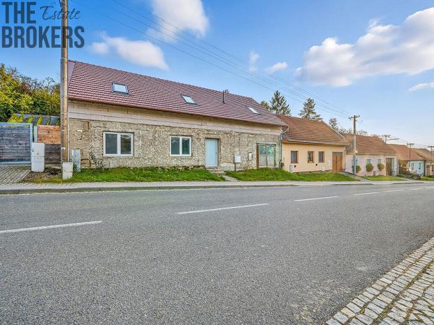 Prodej rodinného domu, Lovčice, 250 m2