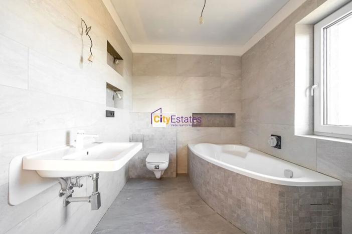 Prodej rodinného domu, Praha - Šeberov, K Hrnčířům, 325 m2