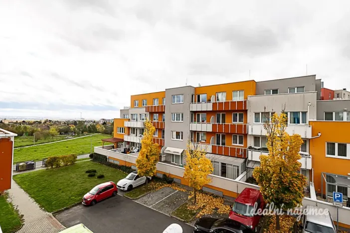 Pronájem bytu 1+kk, Praha - Kyje, Sicherova, 31 m2