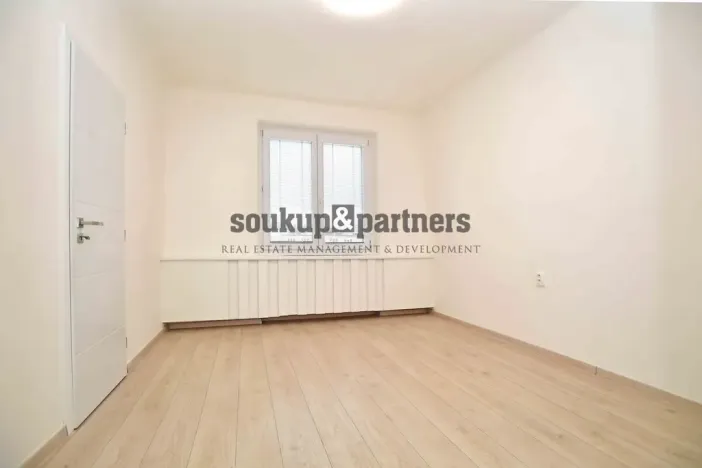 Pronájem bytu 2+1, Praha - Vršovice, V olšinách, 52 m2