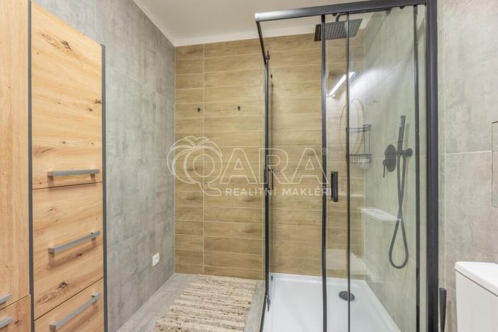 Prodej bytu 2+kk, Praha - Smíchov, Holubova, 48 m2