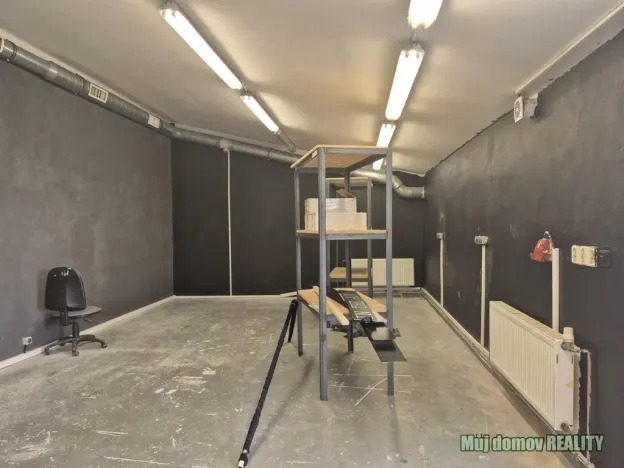 Pronájem skladu, Praha - Letňany, Beranových, 60 m2