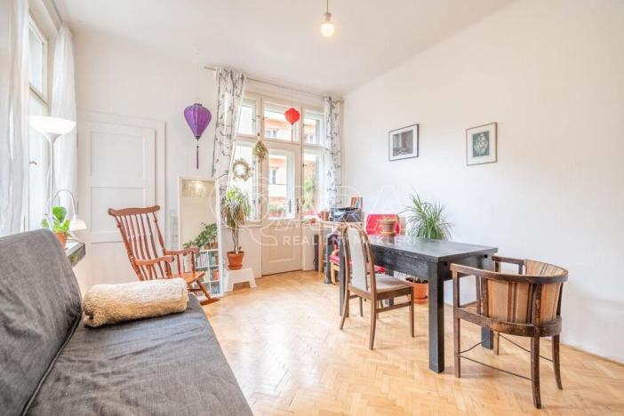 Pronájem bytu 2+1, Praha, Bulharská, 41 m2