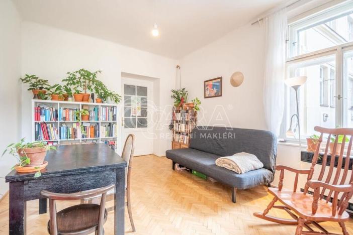 Pronájem bytu 2+1, Praha, Bulharská, 41 m2