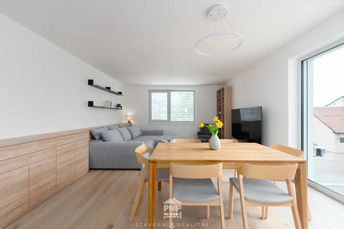 Prodej rodinného domu, Nebovidy, 359 m2