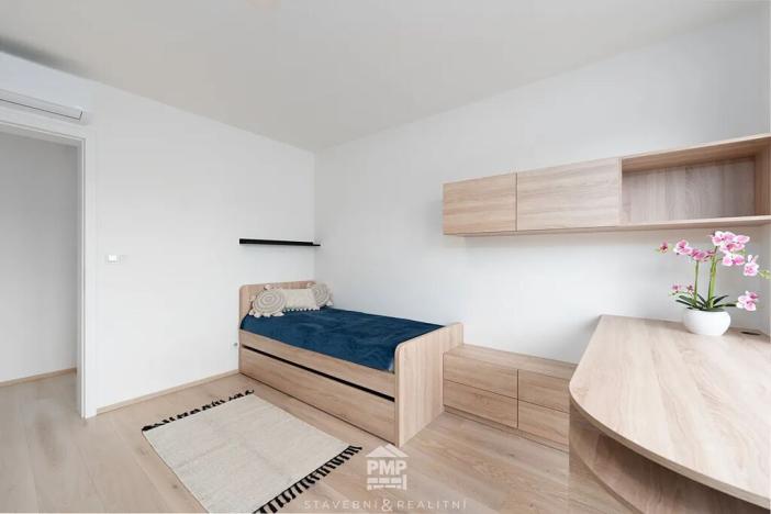 Prodej rodinného domu, Nebovidy, 359 m2