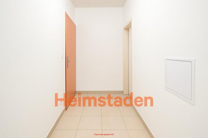 Pronájem bytu 1+kk, Karviná - Nové Město, Brožíkova, 28 m2