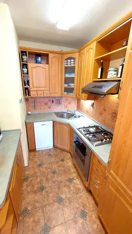 Prodej bytu 3+1, Praha - Horní Měcholupy, Livornská, 74 m2