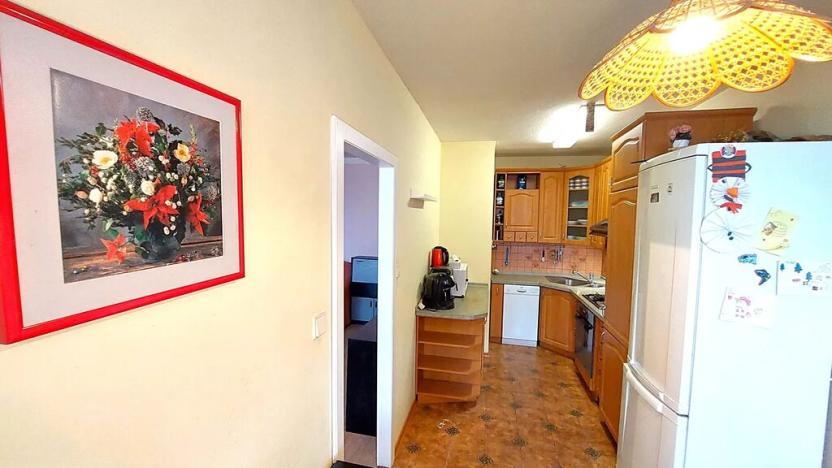 Prodej bytu 3+1, Praha - Horní Měcholupy, Livornská, 74 m2