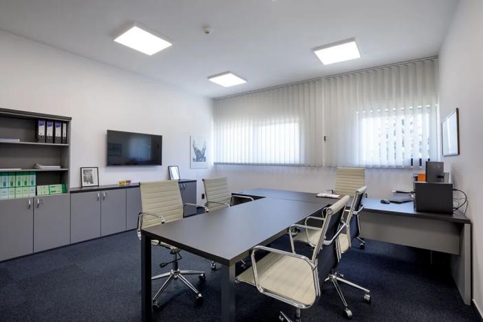 Pronájem kanceláře, Praha - Uhříněves, Přátelství, 62 m2