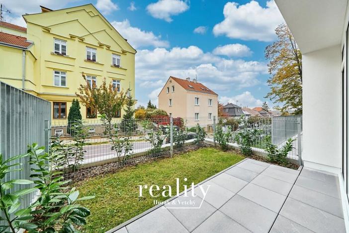 Pronájem bytu 1+kk, Znojmo, Jarošova, 34 m2