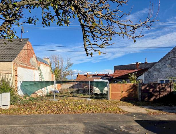 Prodej pozemku, Lukovany, 327 m2