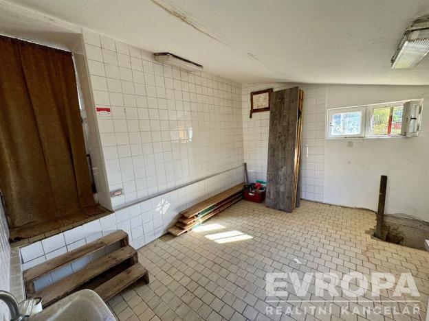 Pronájem restaurace, Plzeň - Doudlevce, Srázná, 90 m2