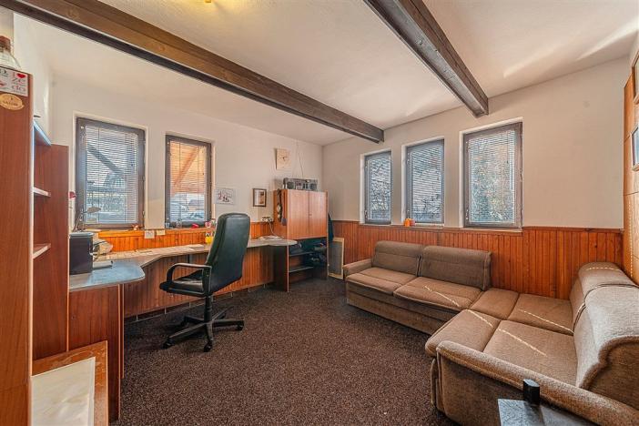 Prodej komerční, Velké Bílovice, 508 m2