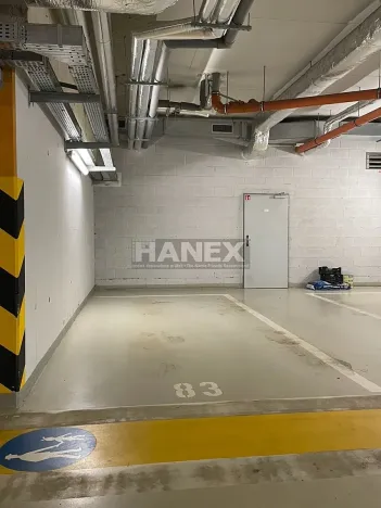 Pronájem bytu 3+kk, Praha - Hloubětín, Nademlejnská, 140 m2