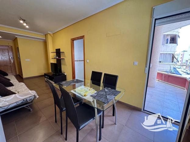 Prodej bytu 3+kk, Torrevieja, Španělsko, 55 m2